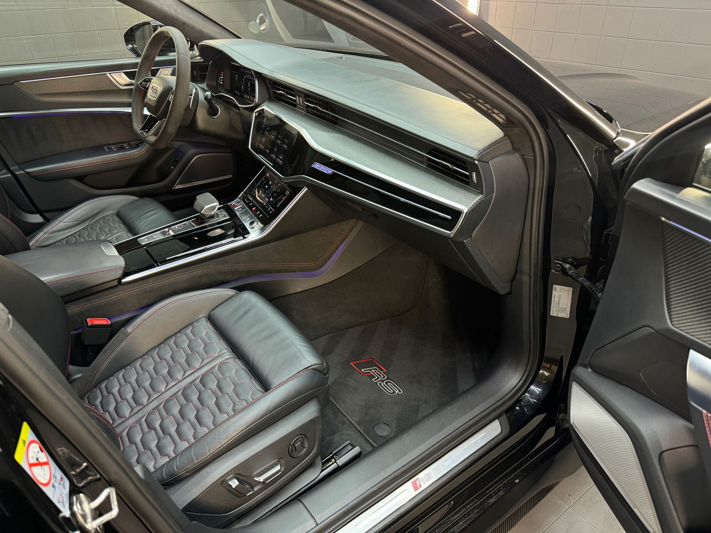 Audi RS6 4.0 TFSI quattro Pano|Dynamic+|Ceramic|B&O 3D|Carbon