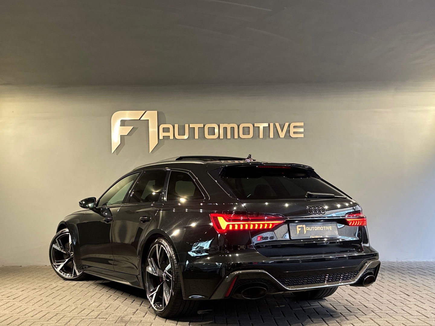 Audi RS6 4.0 TFSI quattro Pano|Dynamic+|Ceramic|B&O 3D|Carbon