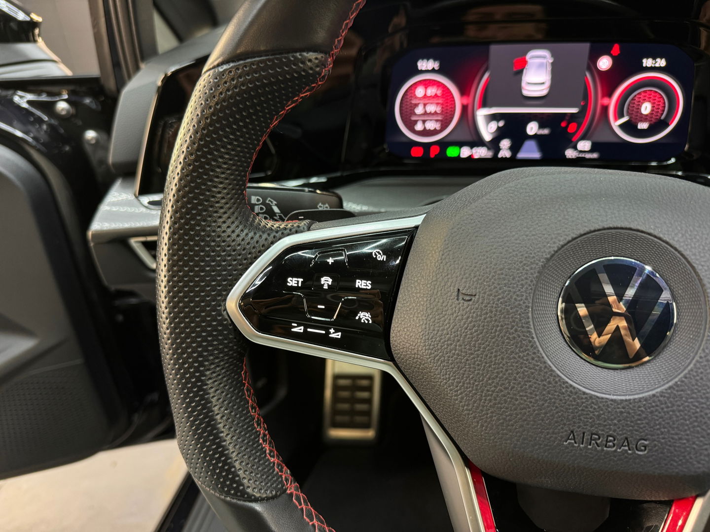 Volkswagen Golf 2.0 TSI GTI Clubsport Pano|HuD|H/K|Keyles|IQ