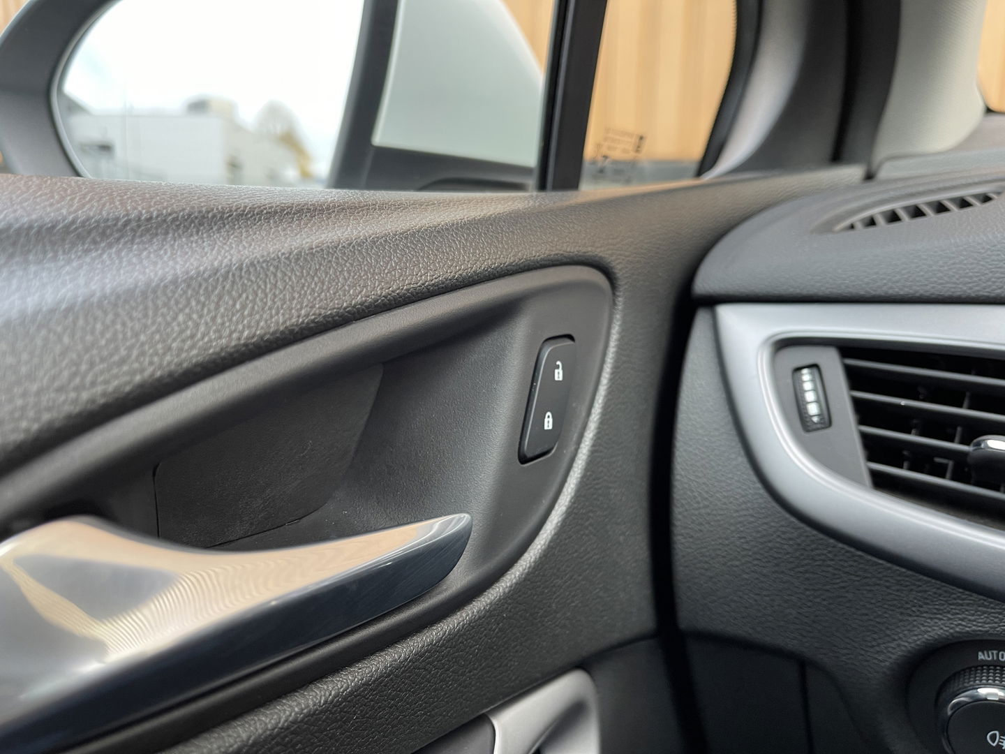 Opel Astra Sports Tourer 1.2 Edition | Cruise Control | Parkeersensoren Achter | Apple Carplay/Android Auto | DAB | Navigatie |