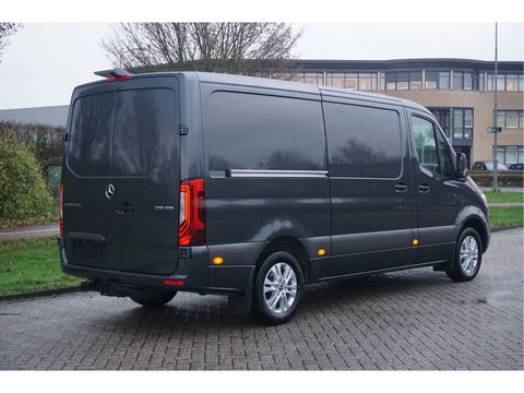 Mercedes-Benz Sprinter 319CDI L2H1 BPM VRIJ!! 10.25" Mbux Navi, ACC, LED, 3.5T Trekhaak, 17" LM, Betimmering NR. 829