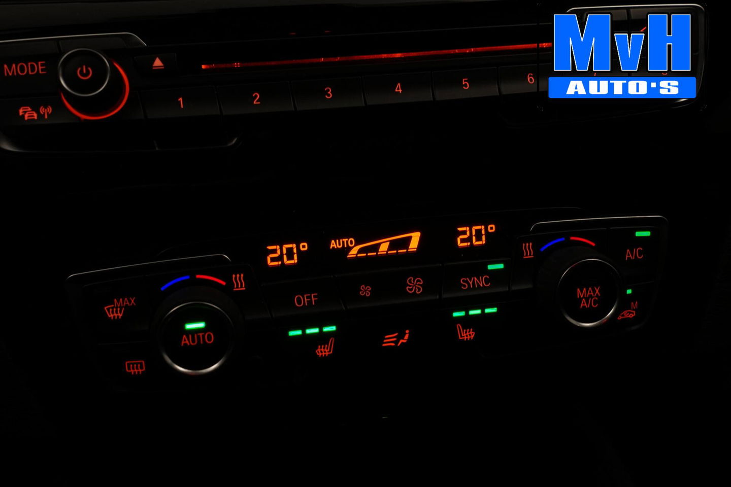 BMW X1 xDrive20i High Executive|PARELMOER|PANO|TREKH|LUXE|NAP