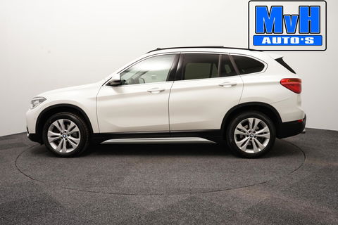 BMW X1 xDrive20i High Executive|PARELMOER|PANO|TREKH|LUXE|NAP