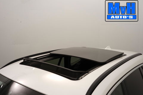 BMW X1 xDrive20i High Executive|PARELMOER|PANO|TREKH|LUXE|NAP