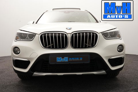 BMW X1 xDrive20i High Executive|PARELMOER|PANO|TREKH|LUXE|NAP