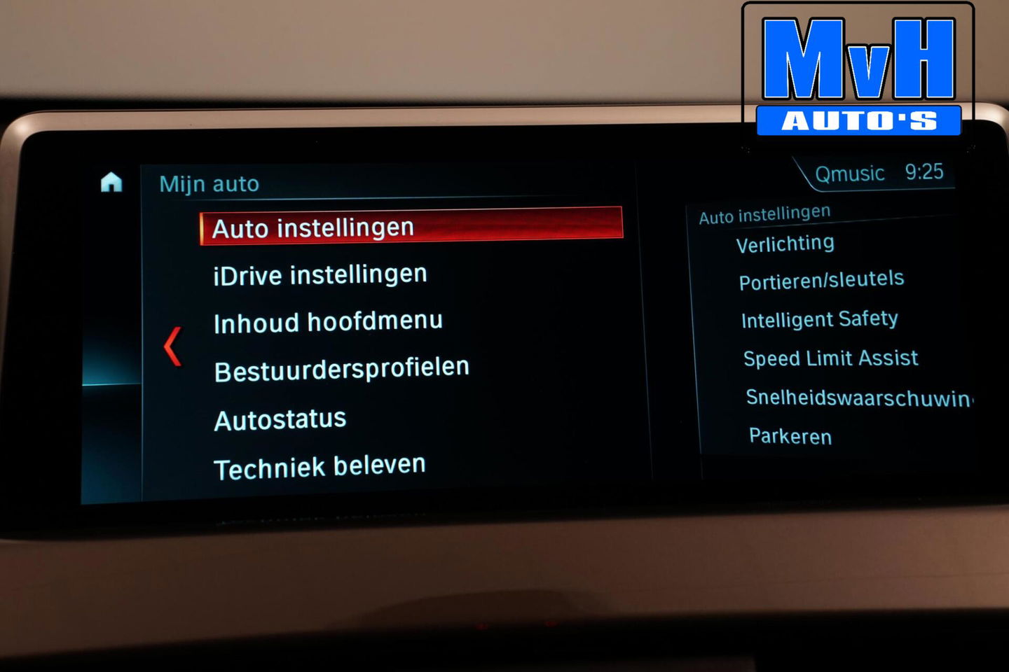 BMW X1 xDrive20i High Executive|PARELMOER|PANO|TREKH|LUXE|NAP