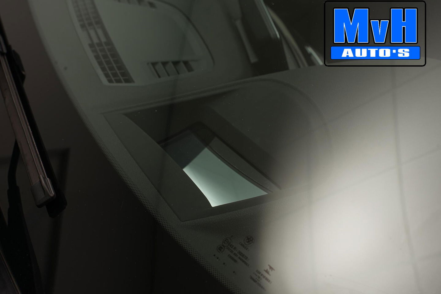 BMW X1 xDrive20i High Executive|PARELMOER|PANO|TREKH|LUXE|NAP