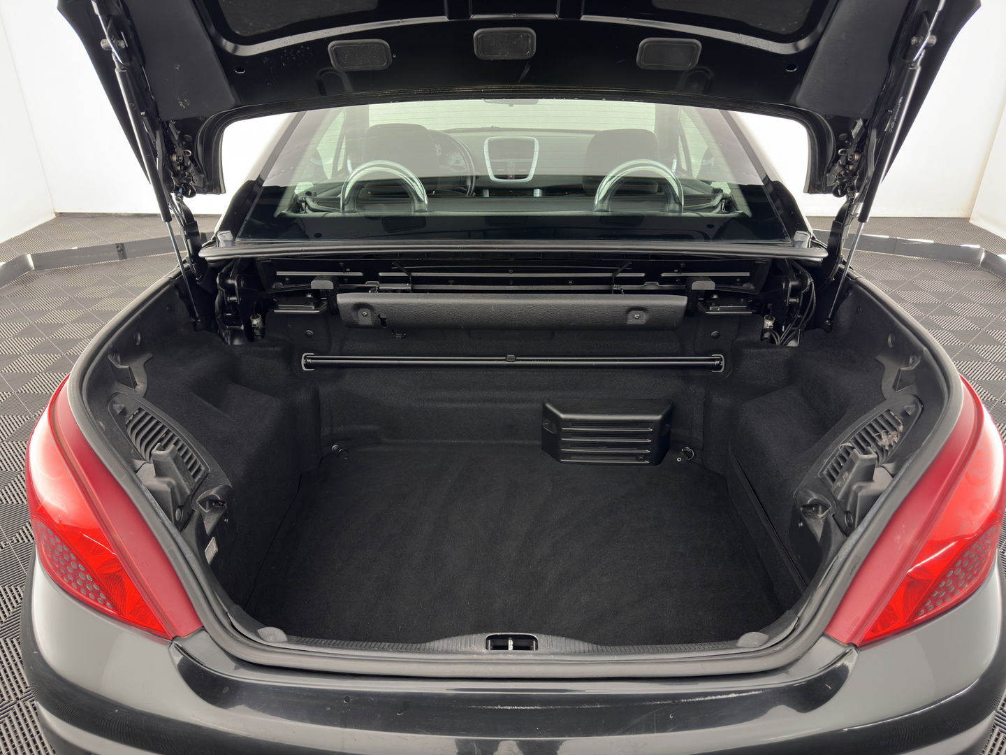 Peugeot 207 CC 1.6 VTi Pack Sport *HEATED-SPORTSEATS | ECC | RADIO/CD-MP3 | AIRSCARF | 17''ALU*