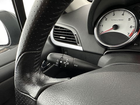 Peugeot 207 CC 1.6 VTi Pack Sport *HEATED-SPORTSEATS | ECC | RADIO/CD-MP3 | AIRSCARF | 17''ALU*