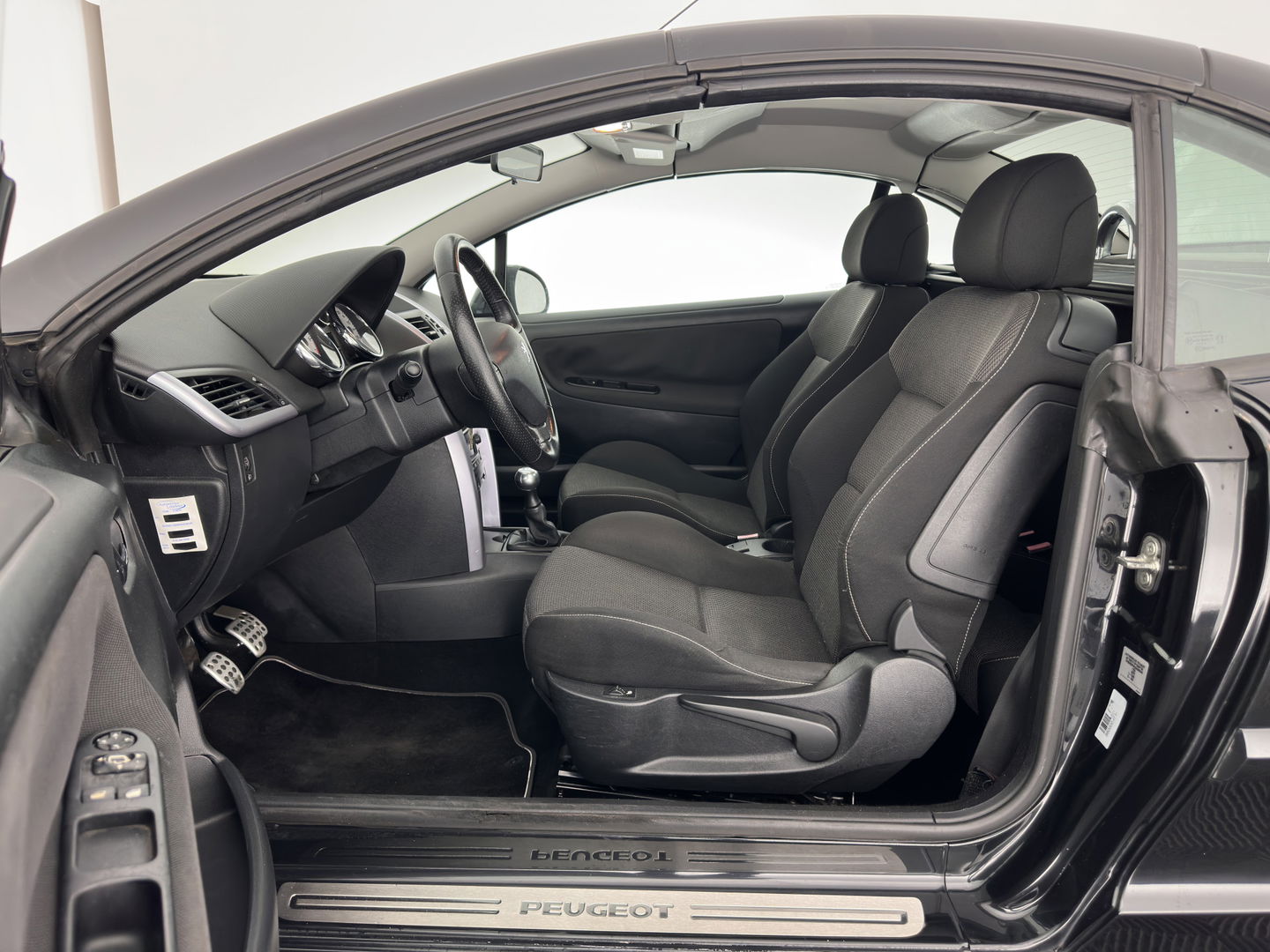 Peugeot 207 CC 1.6 VTi Pack Sport *HEATED-SPORTSEATS | ECC | RADIO/CD-MP3 | AIRSCARF | 17''ALU*