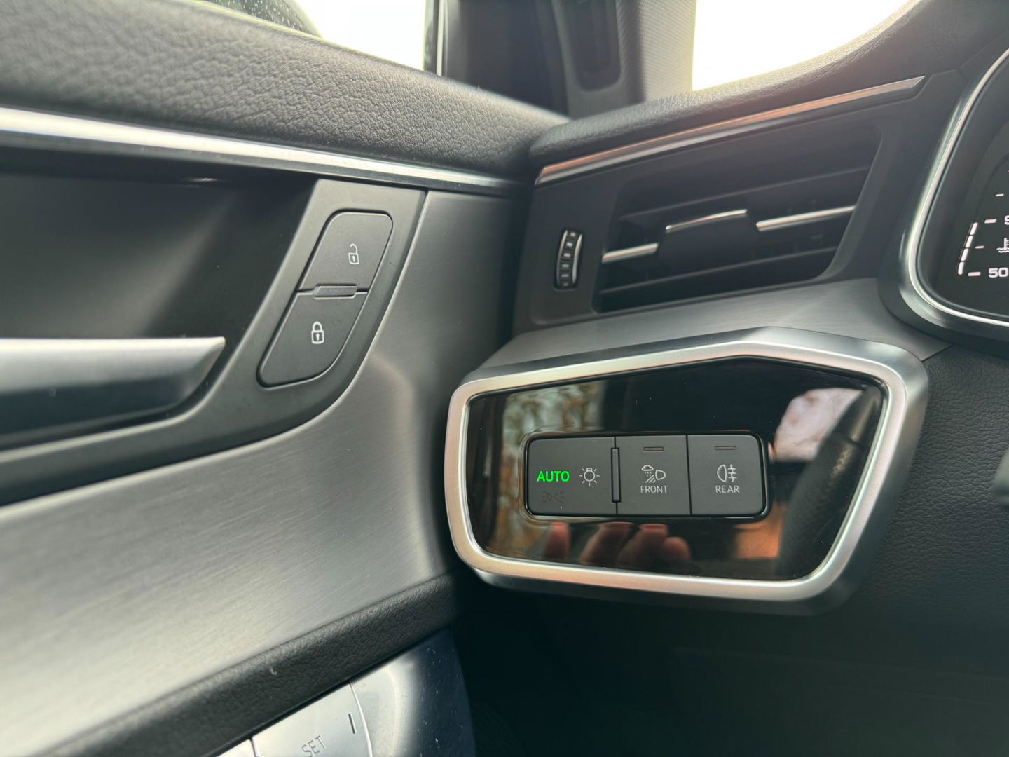 Audi A6 LIMOUSINE 55 TFSI quattro Maxton Pano Stoelkoeling Massage