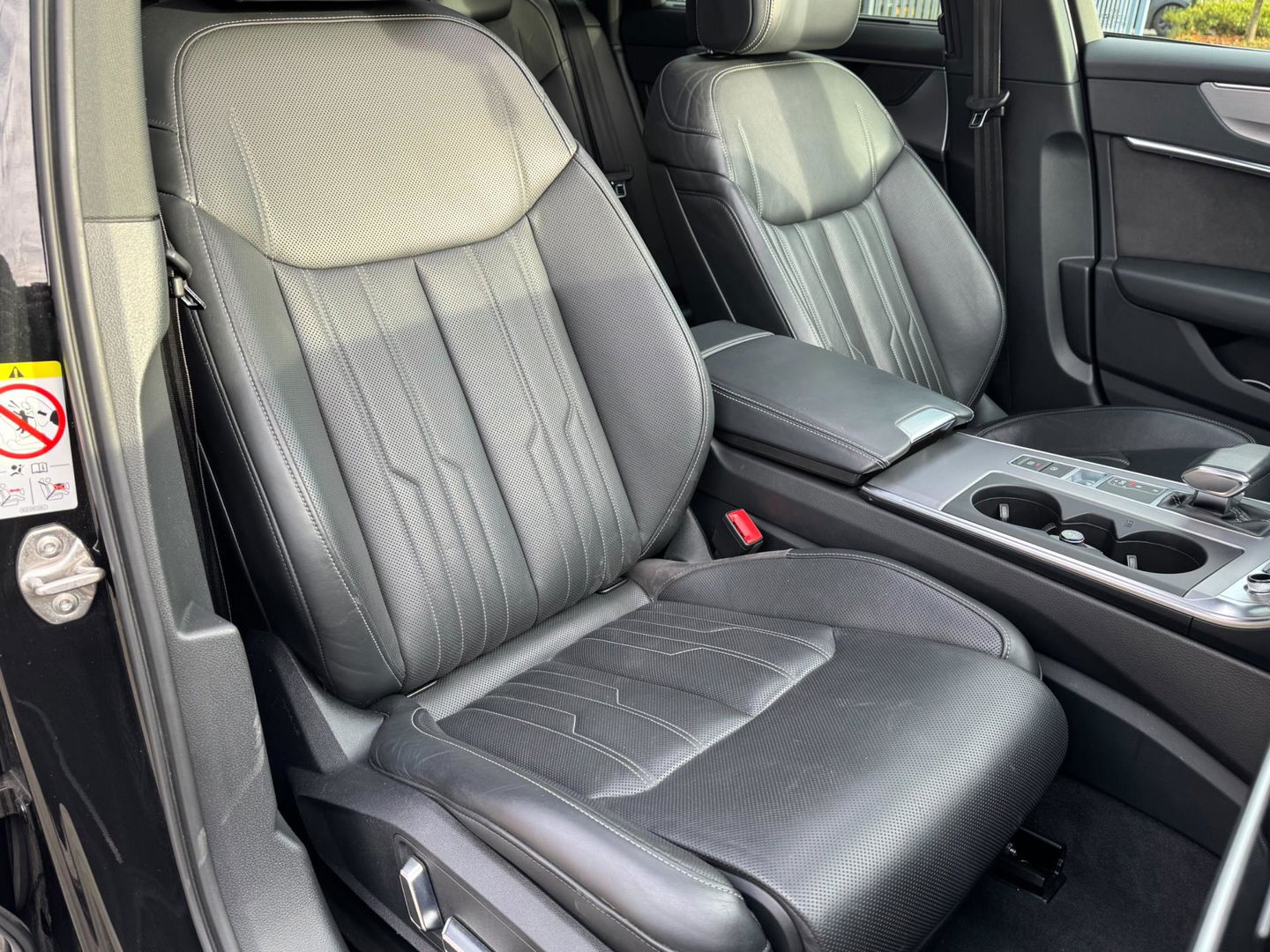 Audi A6 LIMOUSINE 55 TFSI quattro Maxton Pano Stoelkoeling Massage