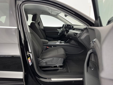 Audi e-tron 50 quattro edition 71 kWh {SOH-100%} [ 3-Fase ] Aut. *FULL-LED | DIGI-COCKPIT | NAVI-FULLMAP | COMFORT-SEATS | KEYLESS | AUDI-SOUND | PRIVACY-GLASS | SHIFT-PADDLES | ECC | PDC | CRUISE | 19''ALU*