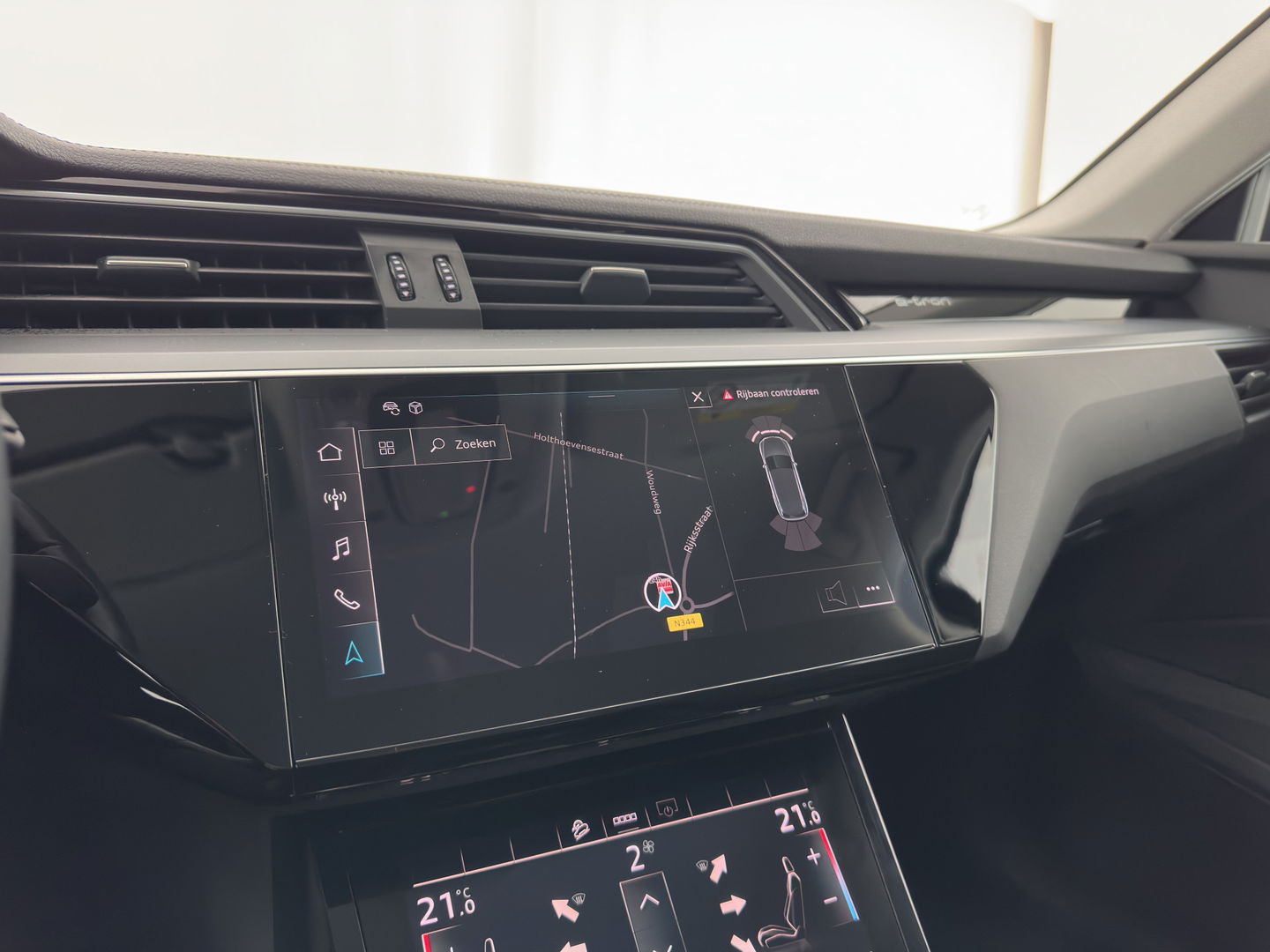 Audi e-tron 50 quattro edition 71 kWh {SOH-100%} [ 3-Fase ] Aut. *FULL-LED | DIGI-COCKPIT | NAVI-FULLMAP | COMFORT-SEATS | KEYLESS | AUDI-SOUND | PRIVACY-GLASS | SHIFT-PADDLES | ECC | PDC | CRUISE | 19''ALU*