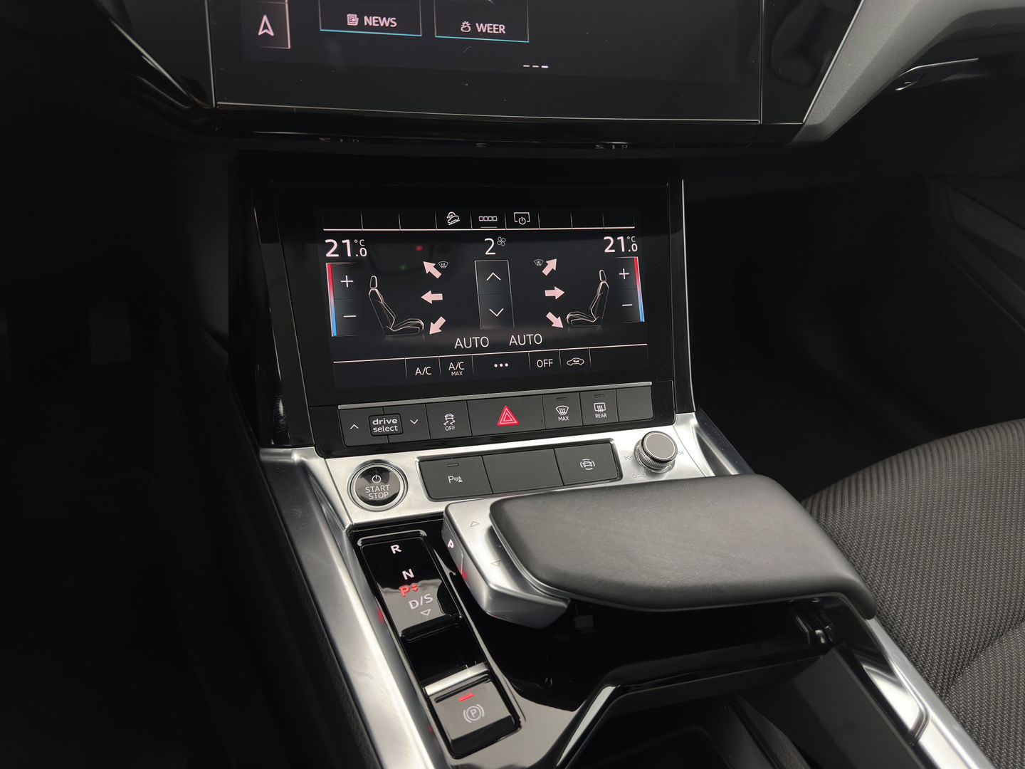 Audi e-tron 50 quattro edition 71 kWh {SOH-100%} [ 3-Fase ] Aut. *FULL-LED | DIGI-COCKPIT | NAVI-FULLMAP | COMFORT-SEATS | KEYLESS | AUDI-SOUND | PRIVACY-GLASS | SHIFT-PADDLES | ECC | PDC | CRUISE | 19''ALU*