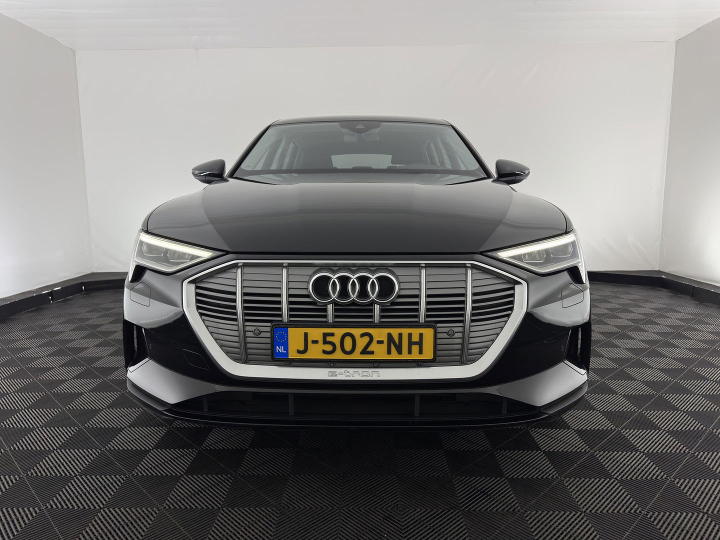 Audi e-tron 50 quattro edition 71 kWh {SOH-100%} [ 3-Fase ] Aut. *FULL-LED | DIGI-COCKPIT | NAVI-FULLMAP | COMFORT-SEATS | KEYLESS | AUDI-SOUND | PRIVACY-GLASS | SHIFT-PADDLES | ECC | PDC | CRUISE | 19''ALU*