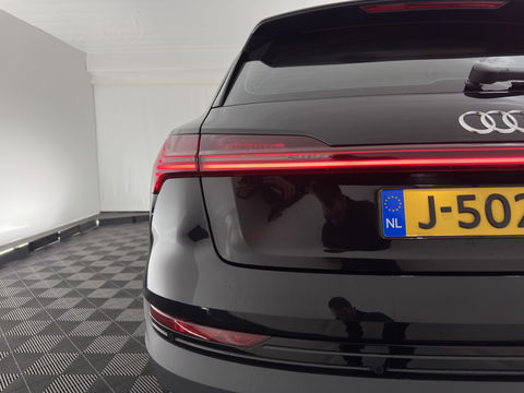 Audi e-tron 50 quattro edition 71 kWh {SOH-100%} [ 3-Fase ] Aut. *FULL-LED | DIGI-COCKPIT | NAVI-FULLMAP | COMFORT-SEATS | KEYLESS | AUDI-SOUND | PRIVACY-GLASS | SHIFT-PADDLES | ECC | PDC | CRUISE | 19''ALU*