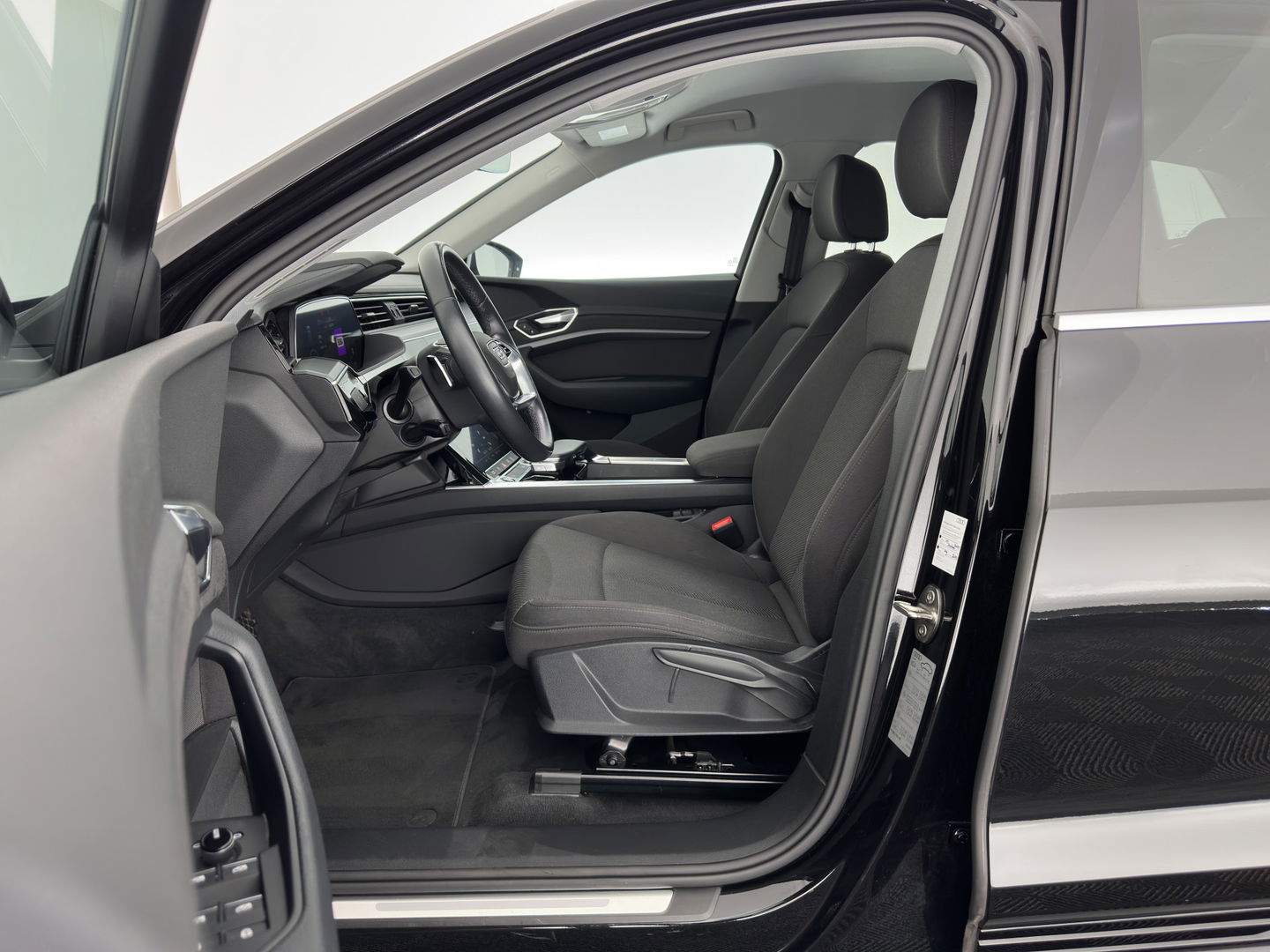 Audi e-tron 50 quattro edition 71 kWh {SOH-100%} [ 3-Fase ] Aut. *FULL-LED | DIGI-COCKPIT | NAVI-FULLMAP | COMFORT-SEATS | KEYLESS | AUDI-SOUND | PRIVACY-GLASS | SHIFT-PADDLES | ECC | PDC | CRUISE | 19''ALU*