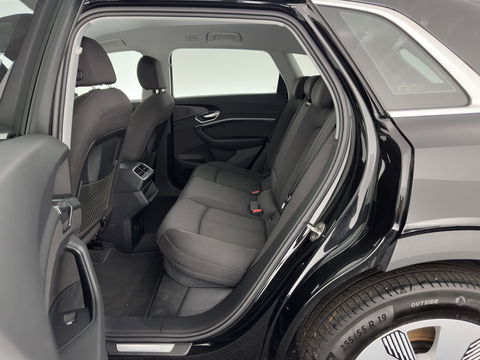 Audi e-tron 50 quattro edition 71 kWh {SOH-100%} [ 3-Fase ] Aut. *FULL-LED | DIGI-COCKPIT | NAVI-FULLMAP | COMFORT-SEATS | KEYLESS | AUDI-SOUND | PRIVACY-GLASS | SHIFT-PADDLES | ECC | PDC | CRUISE | 19''ALU*