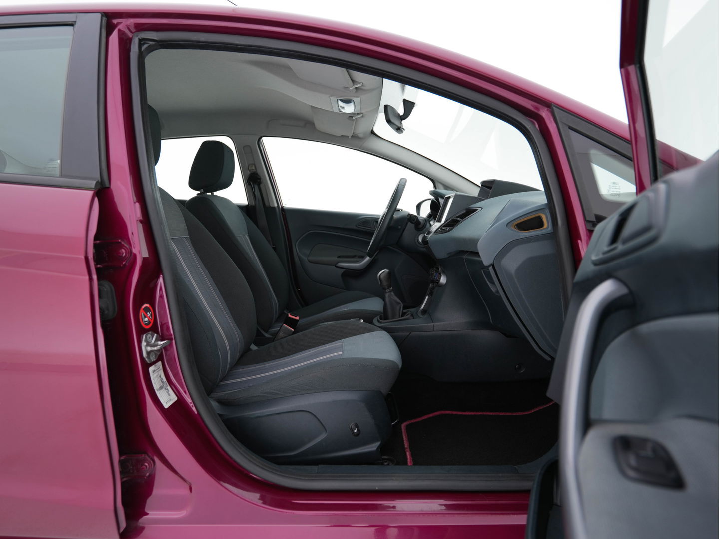 Ford Fiesta 1.4 Trend *NAVI-FULLMAP | HEATED-COMFORTSEATS | AIRCO | CARPLAY | 15''ALU*