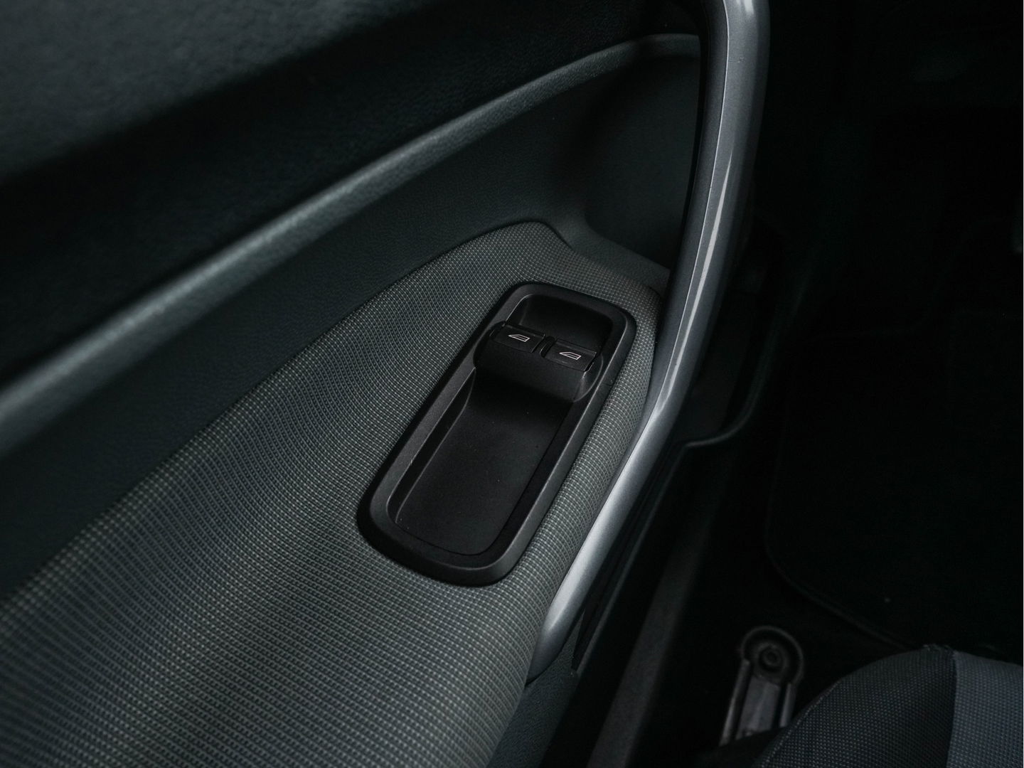 Ford Fiesta 1.4 Trend *NAVI-FULLMAP | HEATED-COMFORTSEATS | AIRCO | CARPLAY | 15''ALU*