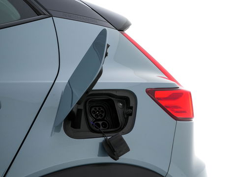 Volvo XC40 Recharge P8 AWD R-Design [ 3-Fase ] {SOH-91%} (INCL-BTW) *PANO | FULL-LEATHER | DIGI-COCKPIT | FULL-LED | MEMORY-PACK | HARMAN/KARDON | TOP-VIEW | CARPLAY | NAVI-FULLMAP | ECC | PDC | KEYLESS | HEATED-SPORTSEATS | BLIS | CAPLAY | 19"ALU*