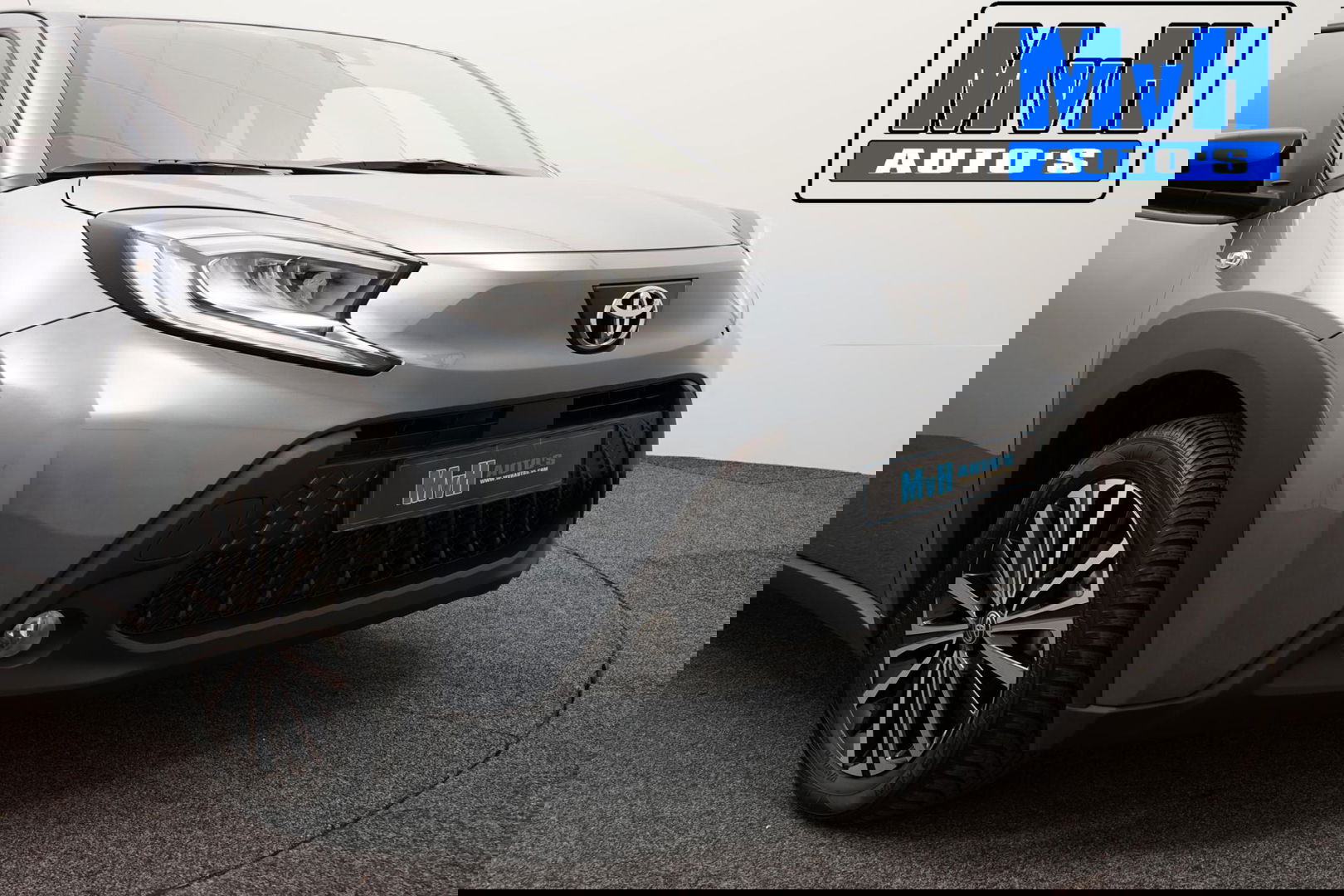 Toyota Aygo X 1.0 VVT-i MT Pulse|STOELVERWARMING|LED|DRCC|CLIMA