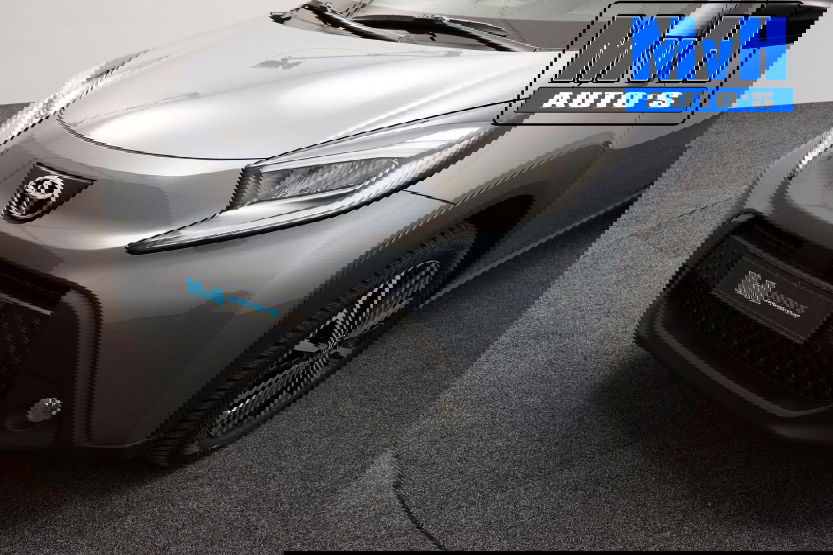 Toyota Aygo X 1.0 VVT-i MT Pulse|STOELVERWARMING|LED|DRCC|CLIMA