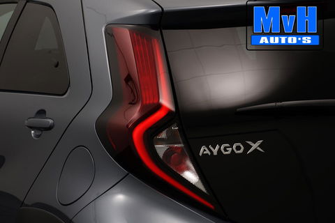 Toyota Aygo X 1.0 VVT-i MT Pulse|STOELVERWARMING|LED|DRCC|CLIMA