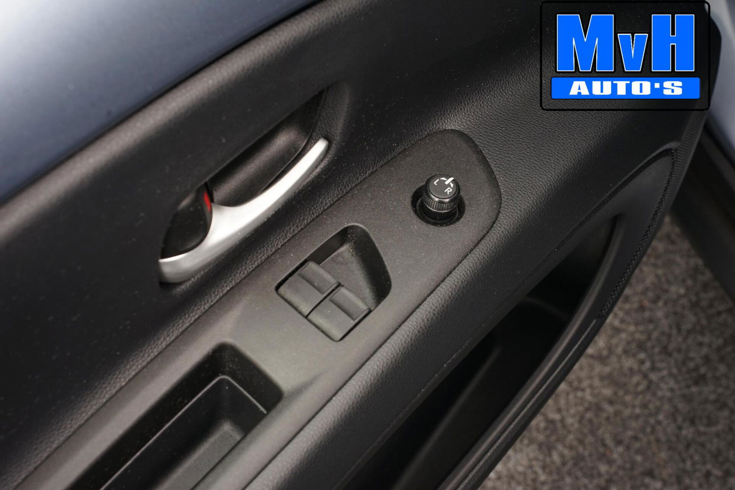 Toyota Aygo X 1.0 VVT-i MT Pulse|STOELVERWARMING|LED|DRCC|CLIMA