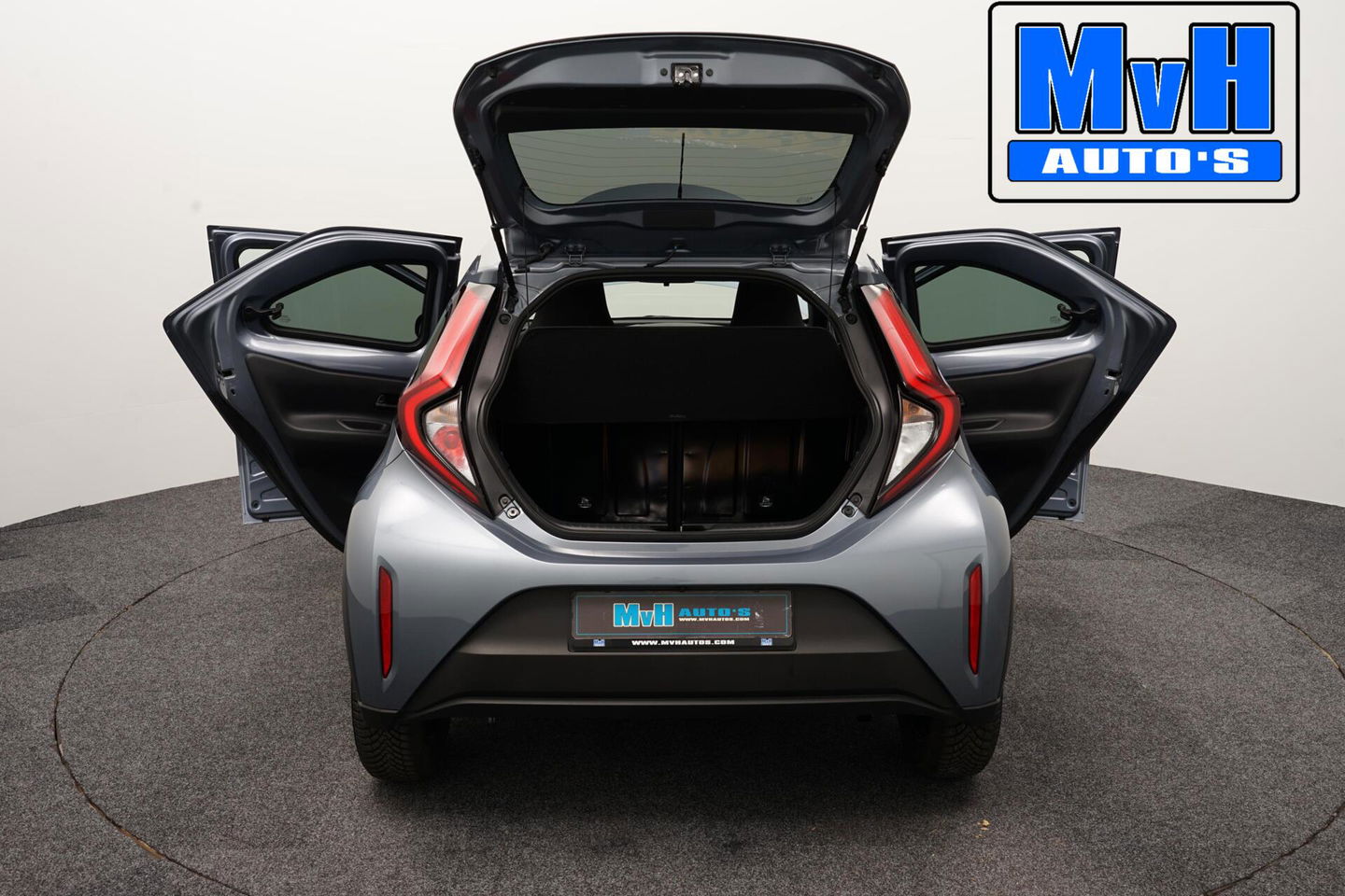 Toyota Aygo X 1.0 VVT-i MT Pulse|STOELVERWARMING|LED|DRCC|CLIMA
