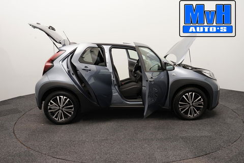 Toyota Aygo X 1.0 VVT-i MT Pulse|STOELVERWARMING|LED|DRCC|CLIMA