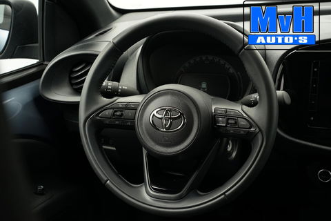 Toyota Aygo X 1.0 VVT-i MT Pulse|STOELVERWARMING|LED|DRCC|CLIMA