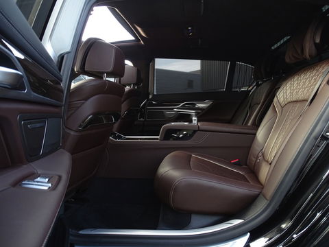 BMW 7 Serie 745Le 394PK VIP LANG / High Executive / M-Individual / Laser