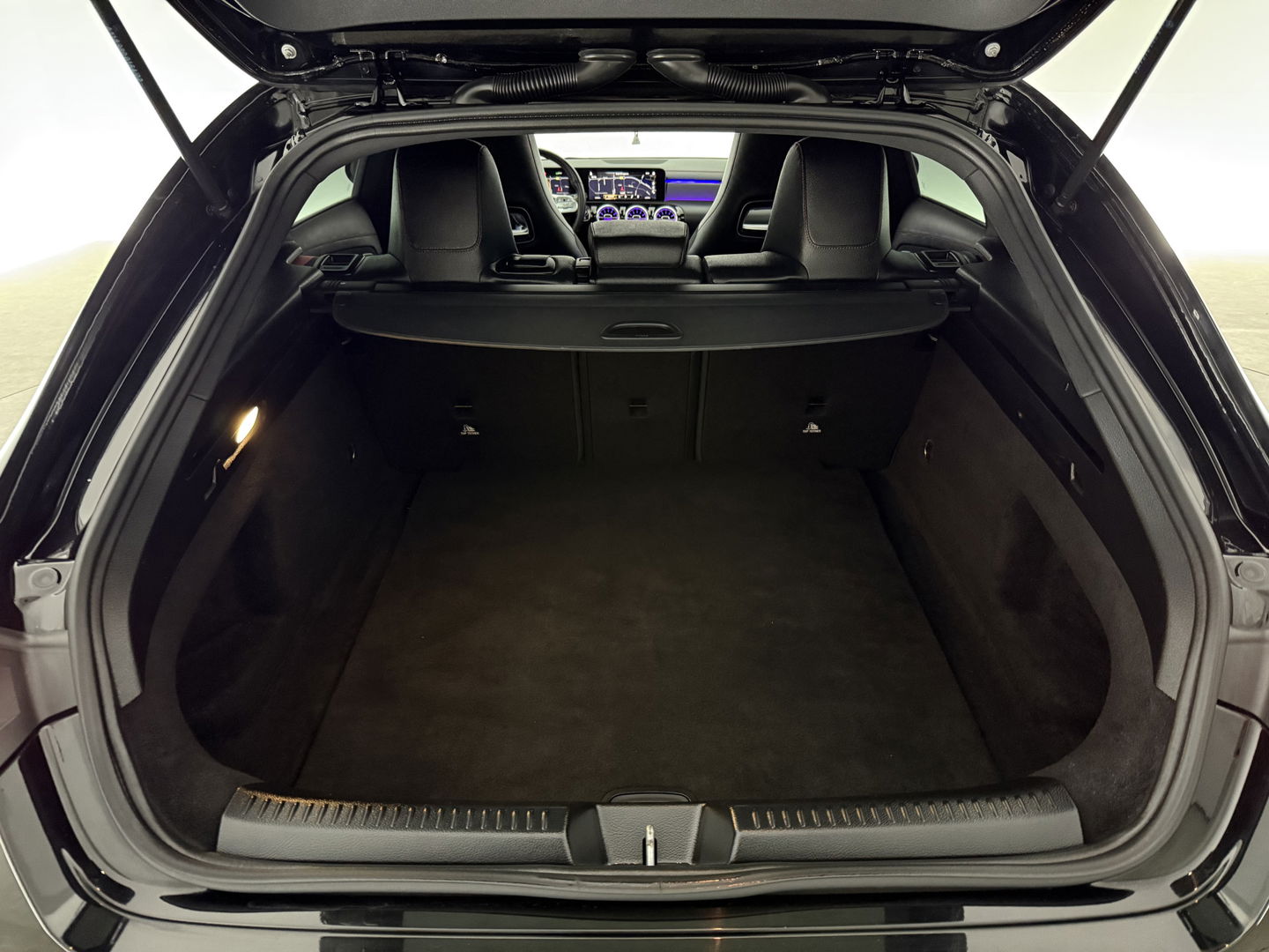 Mercedes-Benz CLA-Klasse AMG 35 4MATIC | Pano | Burmester | Sfeerverl. | Virtual | Camera | Cruise | Stoelverw. | Keyless