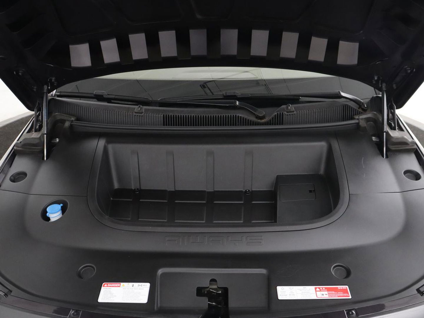 Aiways U5 63 kWh Premium | 40.800km NAP | Panoramadak | Leder | Stoelverwarming | Adaptive cruise | Carplay | 360 camera | Full LED | Keyless