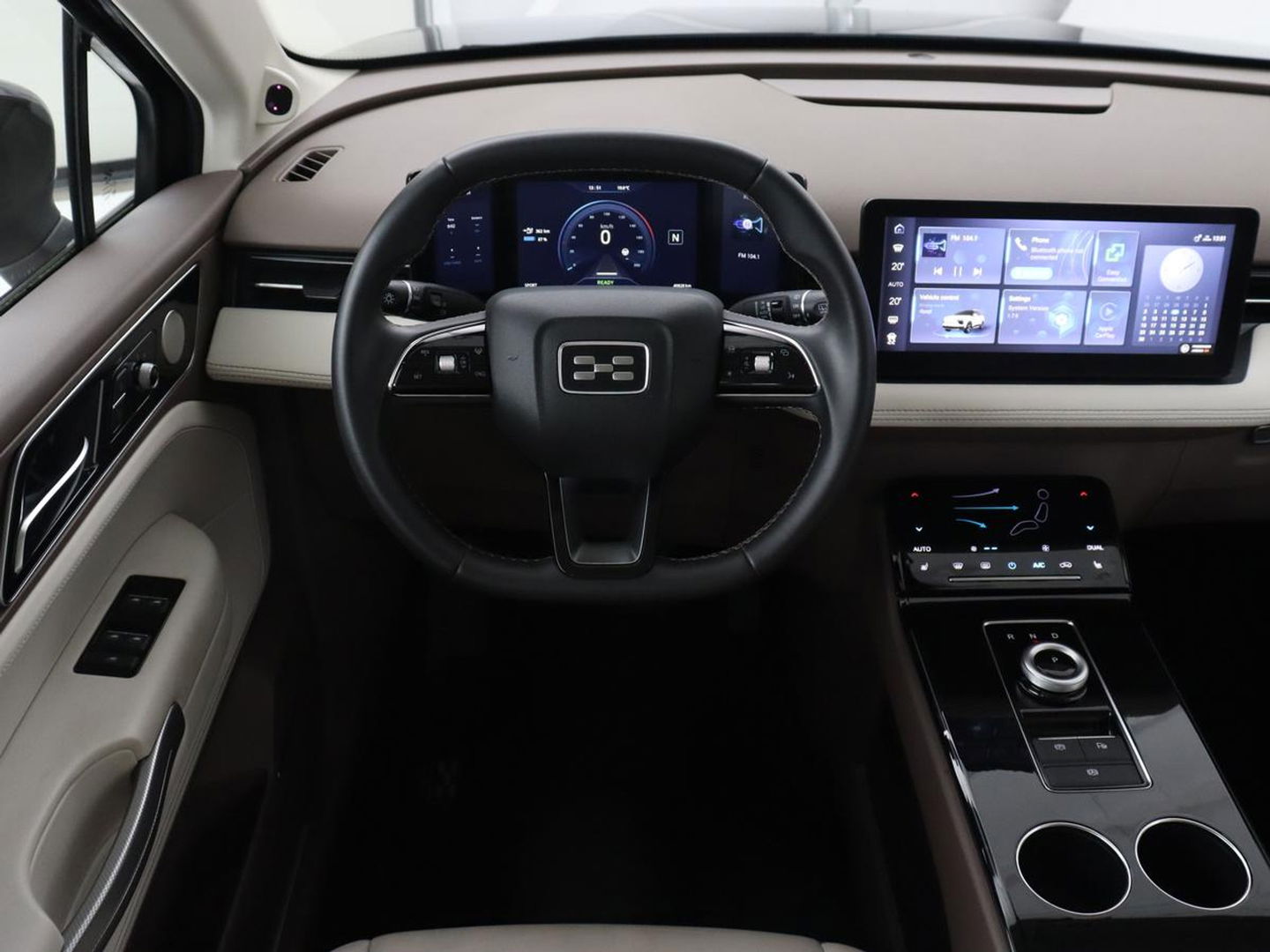 Aiways U5 63 kWh Premium | 40.800km NAP | Panoramadak | Leder | Stoelverwarming | Adaptive cruise | Carplay | 360 camera | Full LED | Keyless