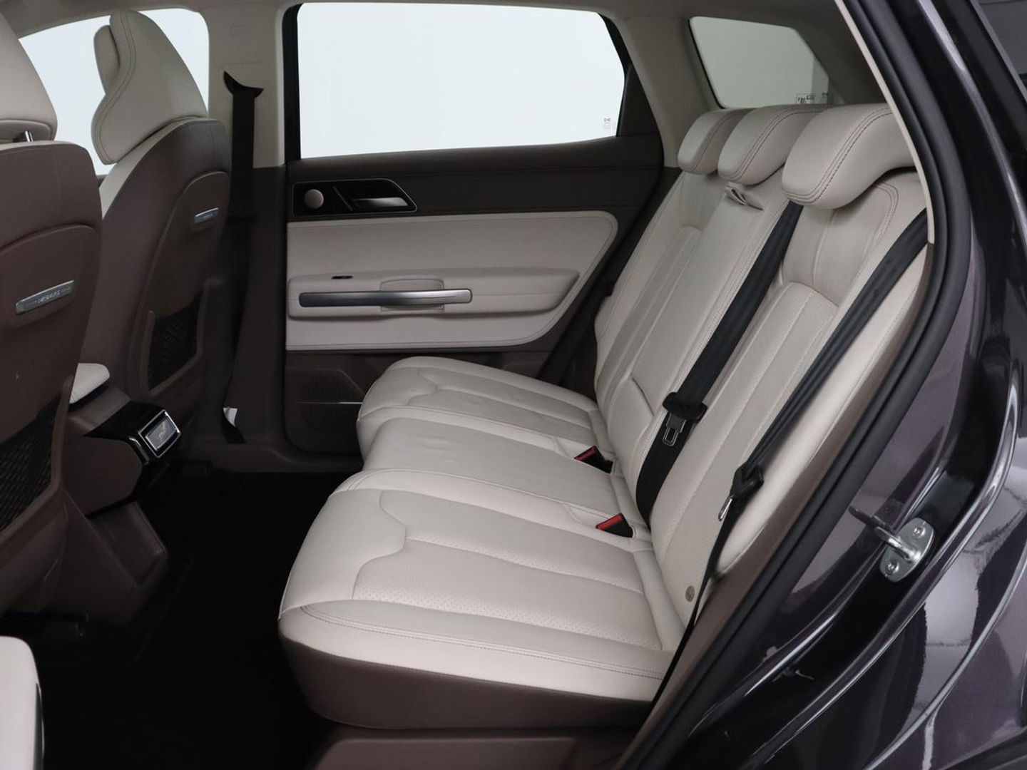 Aiways U5 63 kWh Premium | 40.800km NAP | Panoramadak | Leder | Stoelverwarming | Adaptive cruise | Carplay | 360 camera | Full LED | Keyless