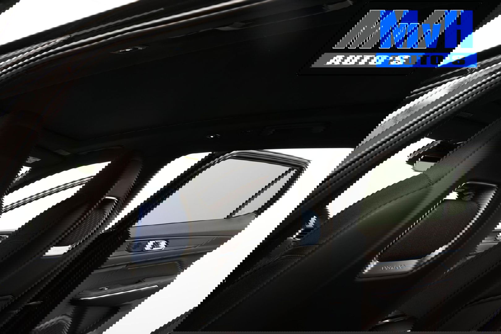 Lynk & Co 01 1.5 Hybride|FULL BLACK XL|ZWARTE.HEMEL|PANO|NAP