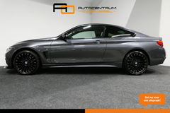 BMW 4 Serie Coupé 428i xDrive M Sport / Stoelverwarming / M Sport-chassis - adaptief onderstel / Navigatie / Climatronic / 19'' LMV / PDC / HiFi speakersysteem / Lederen bekleding / Bi-xenon koplampen / Grootlichtassistent / Sportbesturing variabel