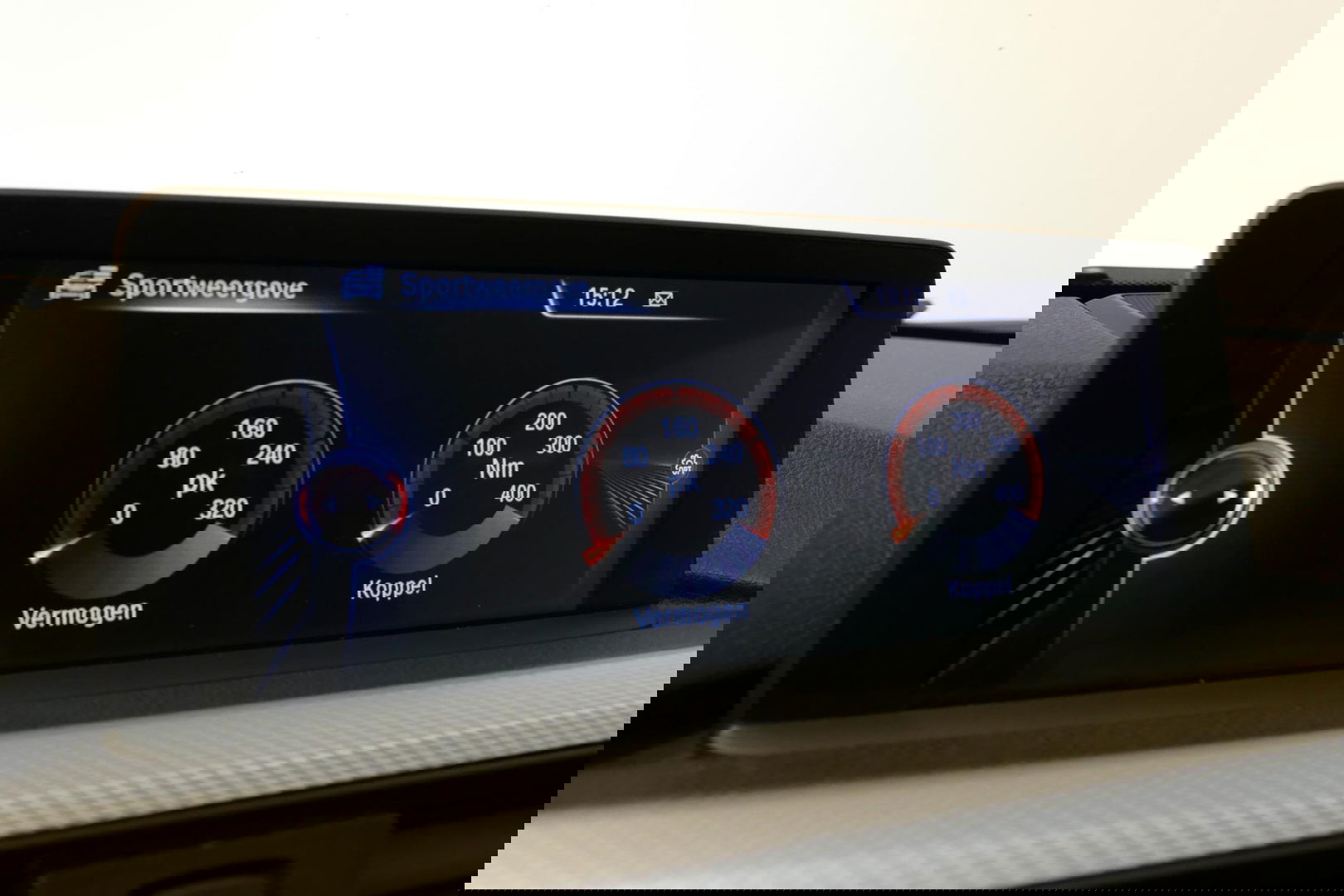 BMW 4 Serie Coupé 428i xDrive M Sport / Stoelverwarming / M Sport-chassis - adaptief onderstel / Navigatie / Climatronic / 19'' LMV / PDC / HiFi speakersysteem / Lederen bekleding / Bi-xenon koplampen / Grootlichtassistent / Sportbesturing variabel