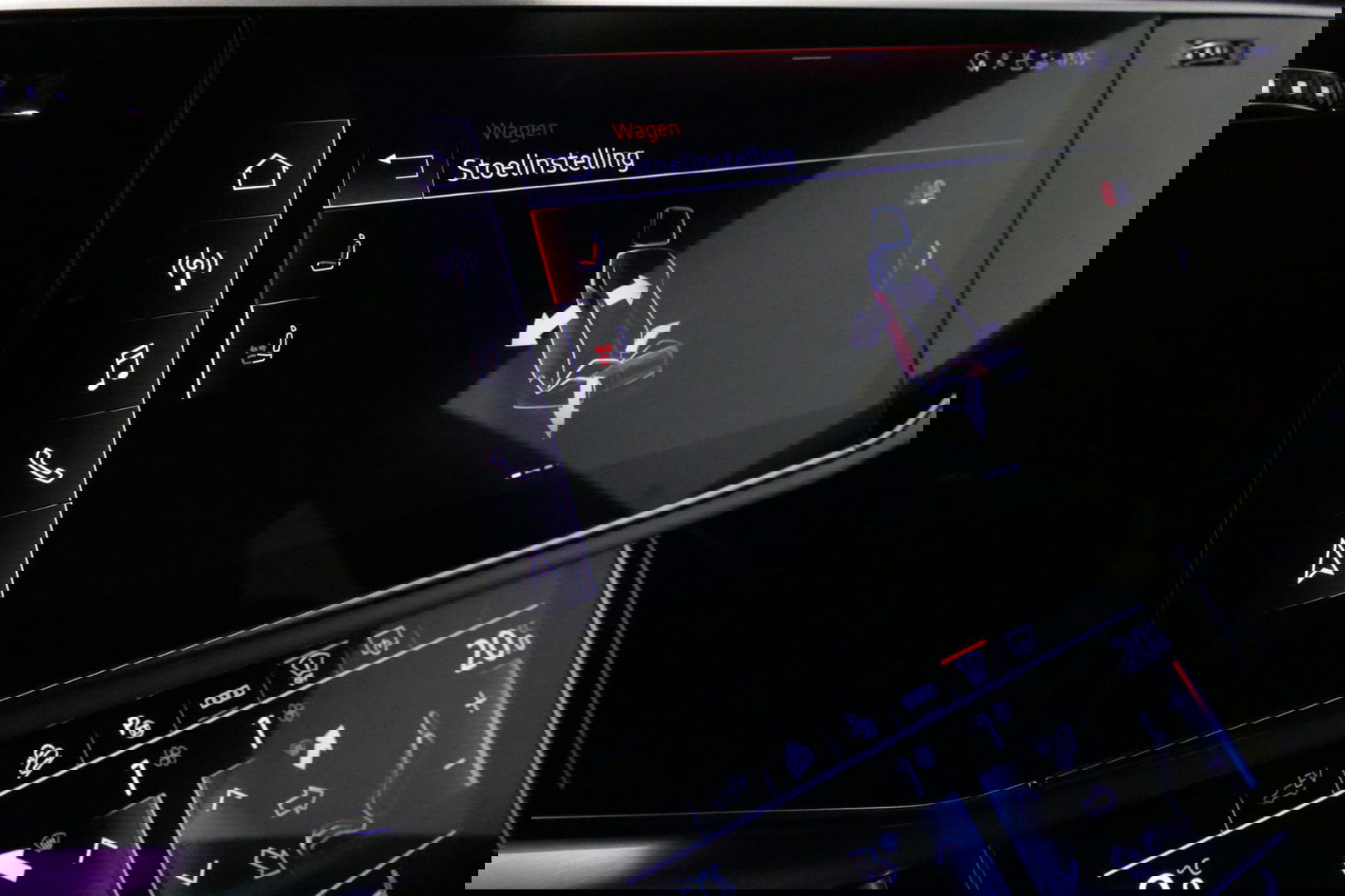 Audi Q8 60 TFSI e quattro Competition / S-Line / HD Matrix LED / Servosluiting / RS-Sportstoelen / Elektr. verstelbare voorstoelen / Head-Up Display / Stuur- & stoelverwarming / 360 graden camera / Bang & Olufsen Sound / Achterbank verwarming / 22'' LMV / Trekhaa