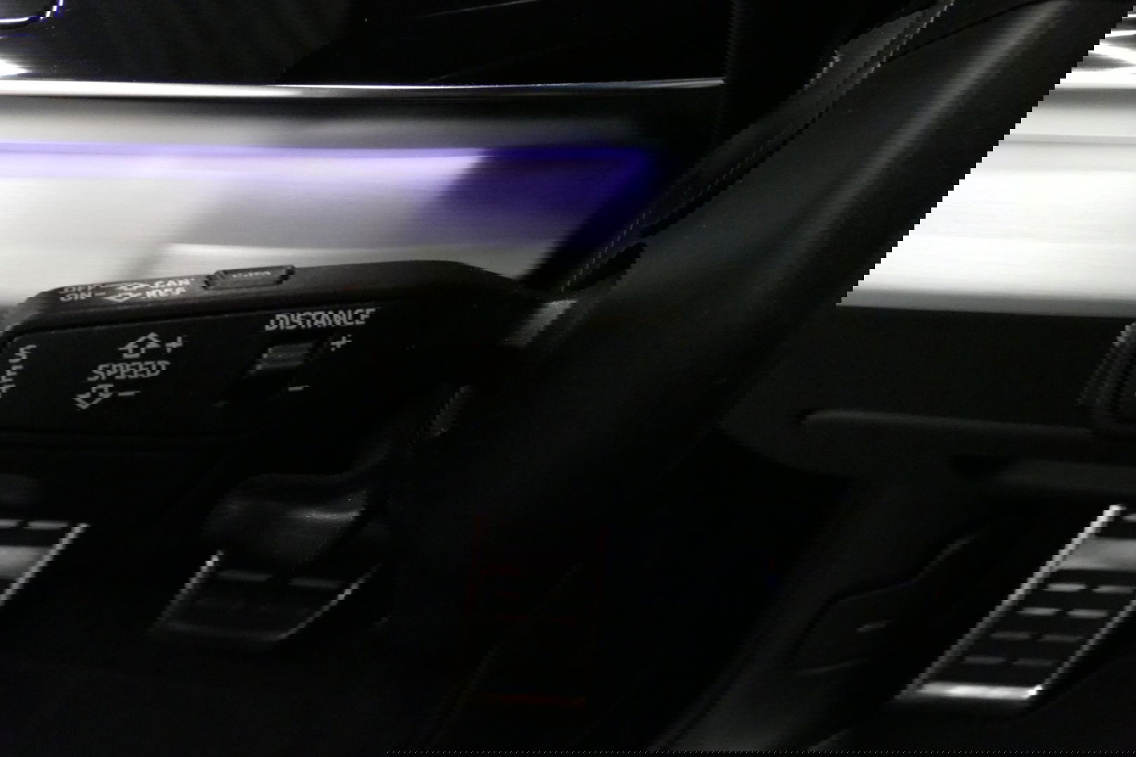 Audi Q8 60 TFSI e quattro Competition / S-Line / HD Matrix LED / Servosluiting / RS-Sportstoelen / Elektr. verstelbare voorstoelen / Head-Up Display / Stuur- & stoelverwarming / 360 graden camera / Bang & Olufsen Sound / Achterbank verwarming / 22'' LMV / Trekhaa