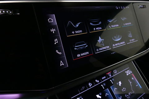Audi Q8 60 TFSI e quattro Competition / S-Line / HD Matrix LED / Servosluiting / RS-Sportstoelen / Elektr. verstelbare voorstoelen / Head-Up Display / Stuur- & stoelverwarming / 360 graden camera / Bang & Olufsen Sound / Achterbank verwarming / 22'' LMV / Trekhaa