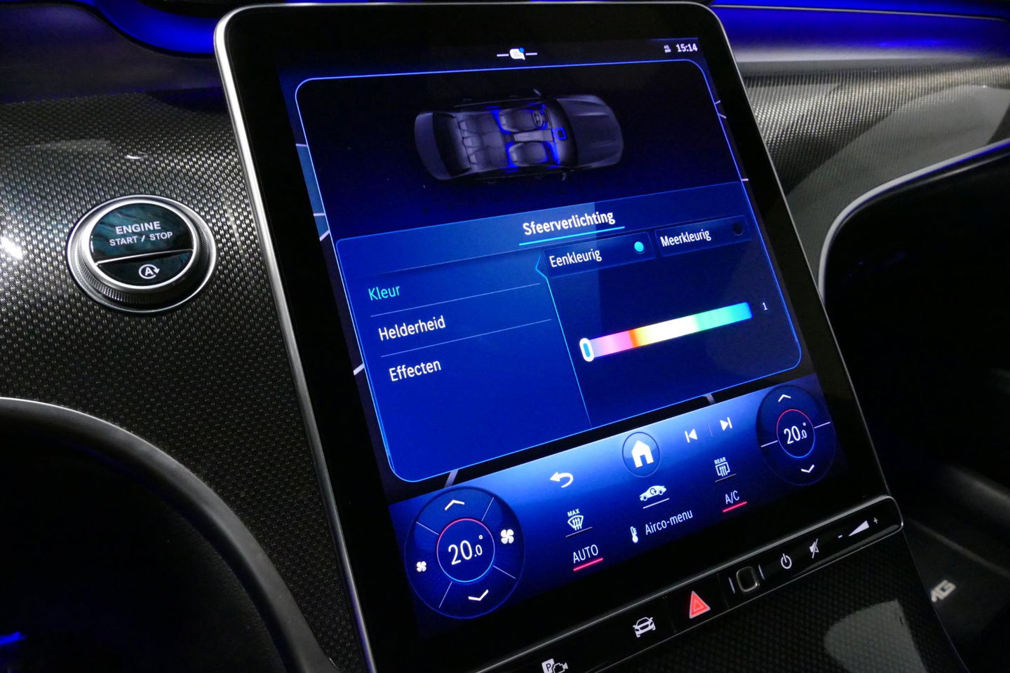 Mercedes-Benz C-Klasse 200 Launch Edition AMG Line / Orig. Nederlands / C63S AMG Diffuser / Panamericana Grill / Panoramadak / Carbon inleg / Apple Carplay - Android Auto / Ambienteverlichting / Stoelverwarming / 19'' LMV / Cruise Control / Achteruitrijcamera / Widescreen