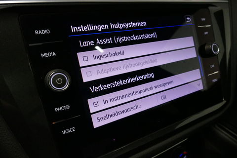 Volkswagen Tiguan 1.4 TSI ACT Business R / Orig. Nederlands / R-line / Black Style / 20" Suzuka LMV / Panoramadak / LED koplampen / Stoelmassage / Stoelverwarming / Virtual Cockpit / Achteruitrijcamera /  Adapt. Cruise / Elek. achterklep /  Apple Carplay-Android Auto / DAB