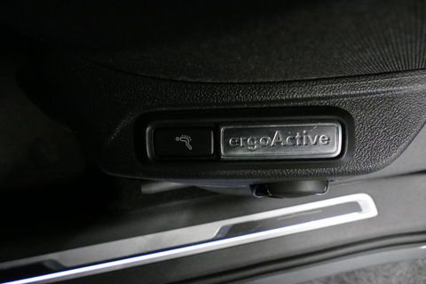 Volkswagen Tiguan 1.4 TSI ACT Business R / Orig. Nederlands / R-line / Black Style / 20" Suzuka LMV / Panoramadak / LED koplampen / Stoelmassage / Stoelverwarming / Virtual Cockpit / Achteruitrijcamera /  Adapt. Cruise / Elek. achterklep /  Apple Carplay-Android Auto / DAB