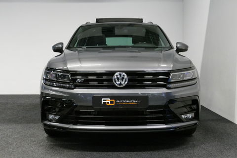 Volkswagen Tiguan 1.4 TSI ACT Business R / Orig. Nederlands / R-line / Black Style / 20" Suzuka LMV / Panoramadak / LED koplampen / Stoelmassage / Stoelverwarming / Virtual Cockpit / Achteruitrijcamera /  Adapt. Cruise / Elek. achterklep /  Apple Carplay-Android Auto / DAB