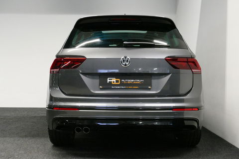 Volkswagen Tiguan 1.4 TSI ACT Business R / Orig. Nederlands / R-line / Black Style / 20" Suzuka LMV / Panoramadak / LED koplampen / Stoelmassage / Stoelverwarming / Virtual Cockpit / Achteruitrijcamera /  Adapt. Cruise / Elek. achterklep /  Apple Carplay-Android Auto / DAB