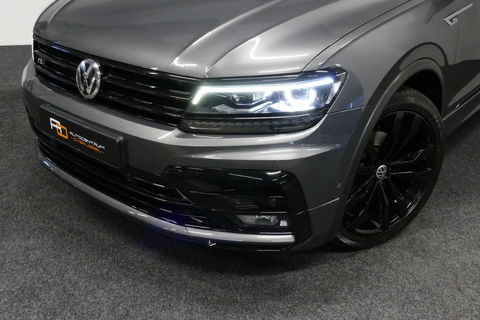 Volkswagen Tiguan 1.4 TSI ACT Business R / Orig. Nederlands / R-line / Black Style / 20" Suzuka LMV / Panoramadak / LED koplampen / Stoelmassage / Stoelverwarming / Virtual Cockpit / Achteruitrijcamera /  Adapt. Cruise / Elek. achterklep /  Apple Carplay-Android Auto / DAB